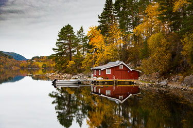 Skodjestraumen 2019-10-16-5D-Kvanndalsetra-037.jpg